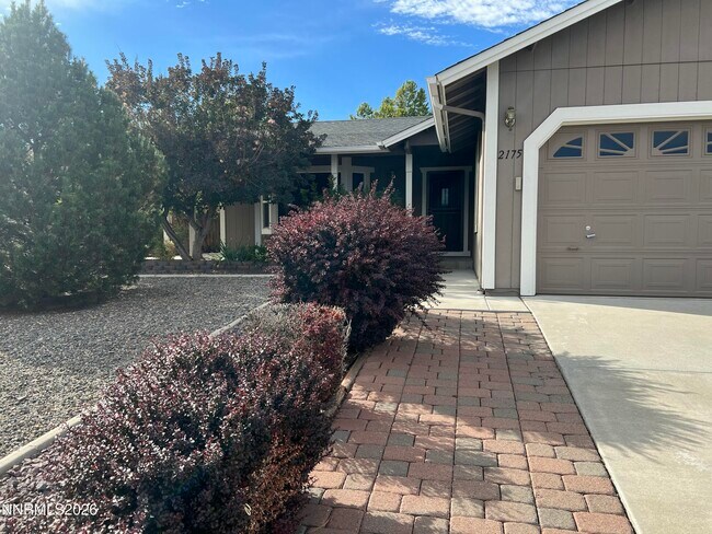 Building Photo - 2175 Albatross Way