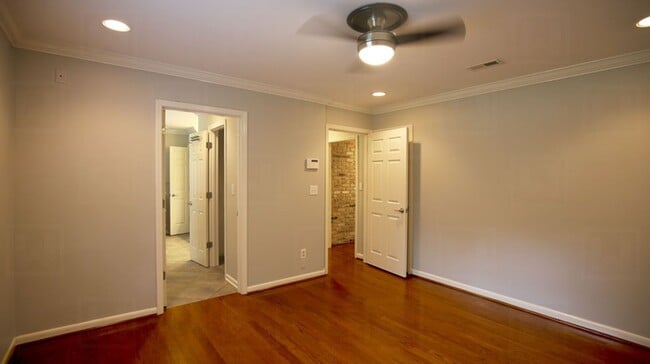 Building Photo - 3-Bedroom 3-Bath Executive Home in Mountain Brook