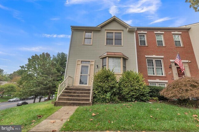 Building Photo - 3883 Zelkova Ct