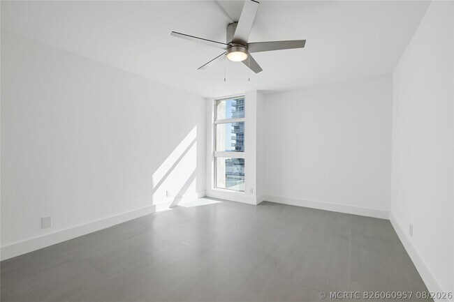 Building Photo - 1360 S Ocean Blvd