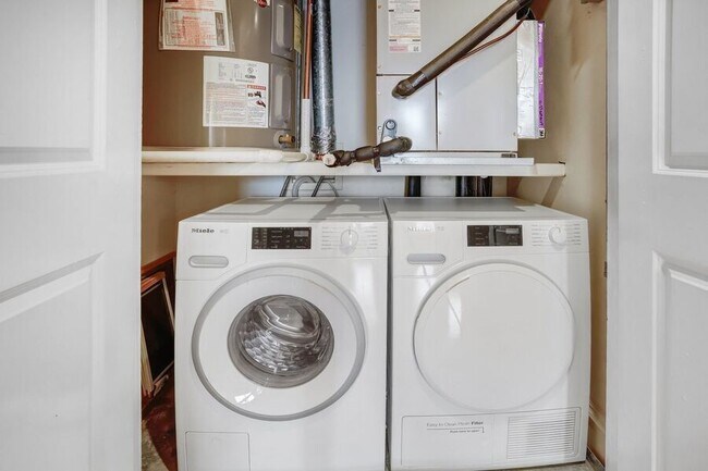 Building Photo - 2600 Pennsylvania Ave NW