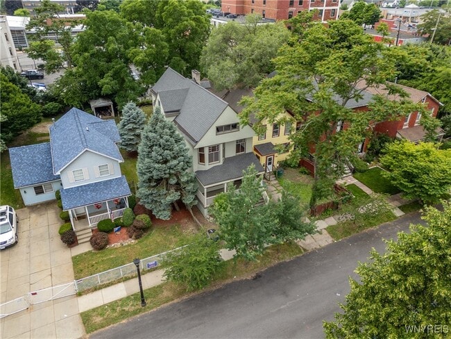 Building Photo - 136 Prospect Ave
