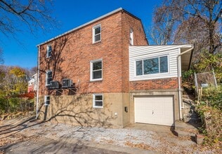 Building Photo - AVAILABLE JULY 1ST! ABSOLUTELY GORGEOUS & RENOVATED 2 bedroom in CASTLE SHANNON!