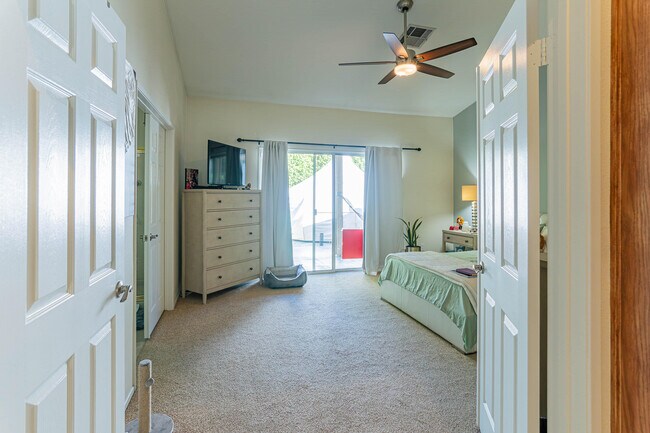 Building Photo - 79120 Canterra Dr