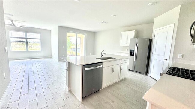 Building Photo - 17710 Shade Tree Loop
