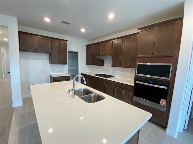 Building Photo - 4012 Malachite Dr