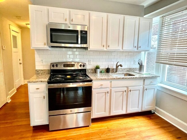 Building Photo - 4543 Flad Ave