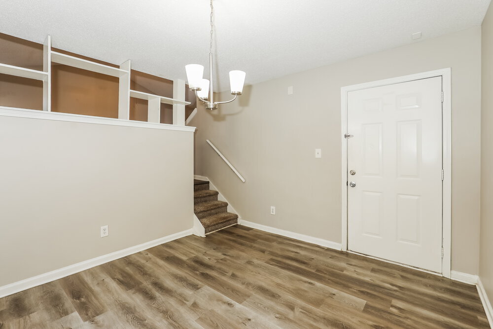 Building Photo - 330 Brookside Dr