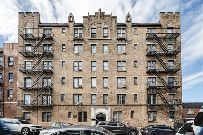 Building Photo - 3230 93rd St