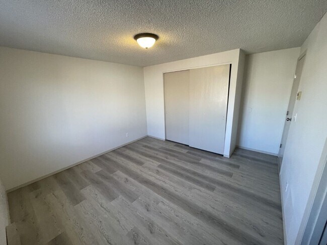 Building Photo - Coming Soon! Beautifully Remodeled 3-Bedroom Home with Fenced Yard & Covered Parking