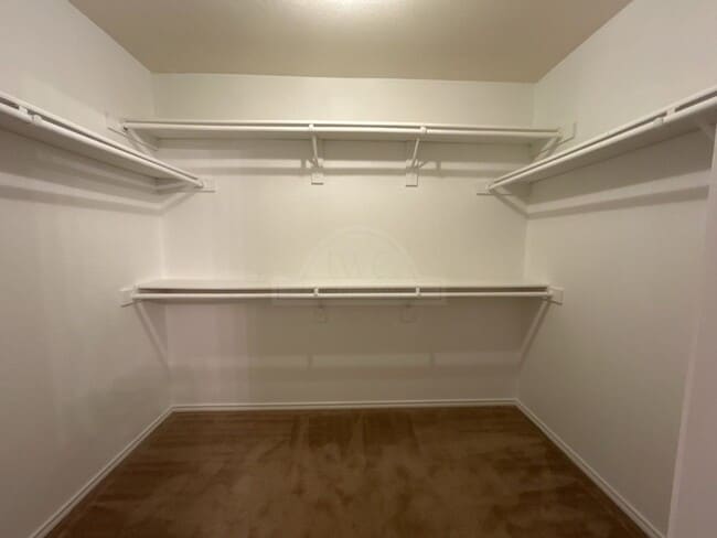 Building Photo - 3908 Fieldcrest Dr