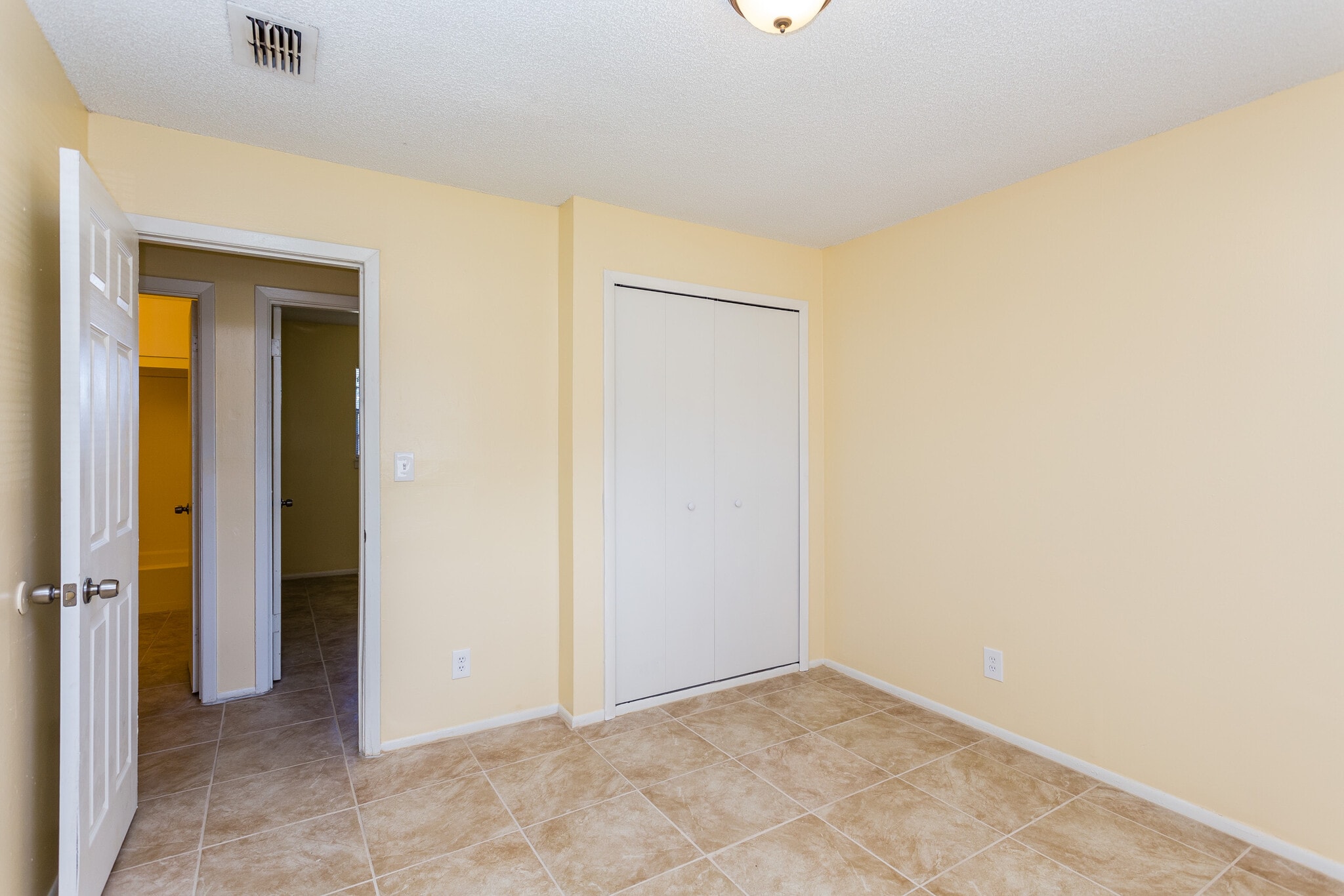 Building Photo - 2239 Bryan St