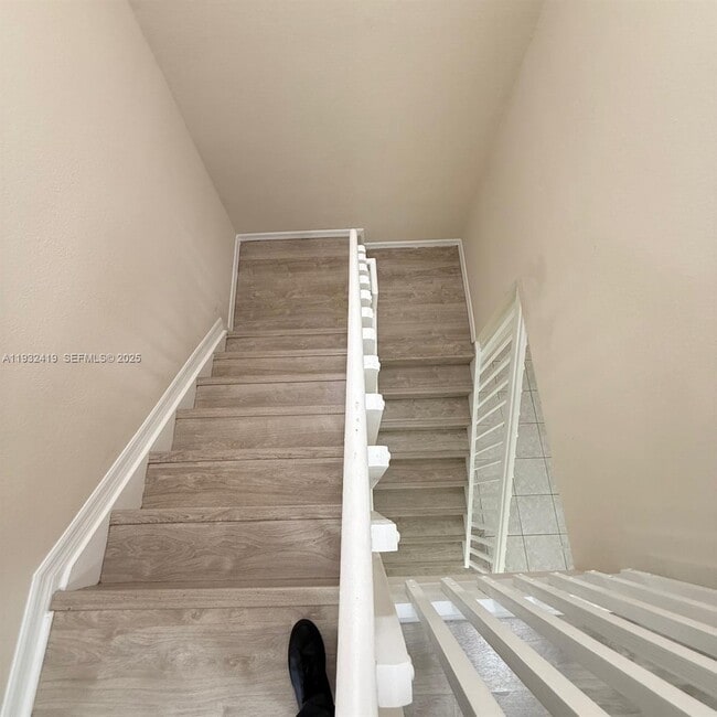 Building Photo - 16660 SW 83rd Ln