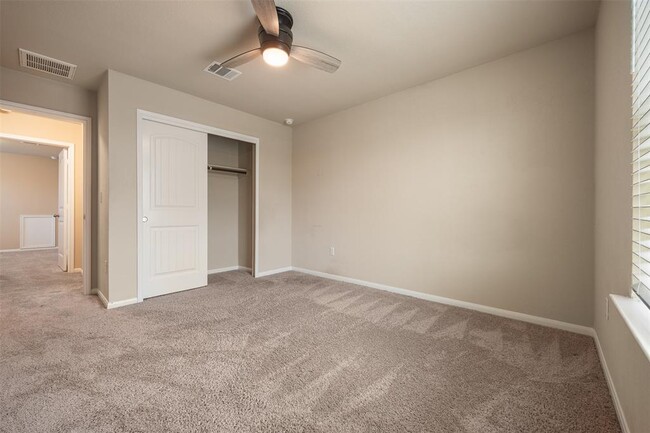 Building Photo - 202 Orchard Ln