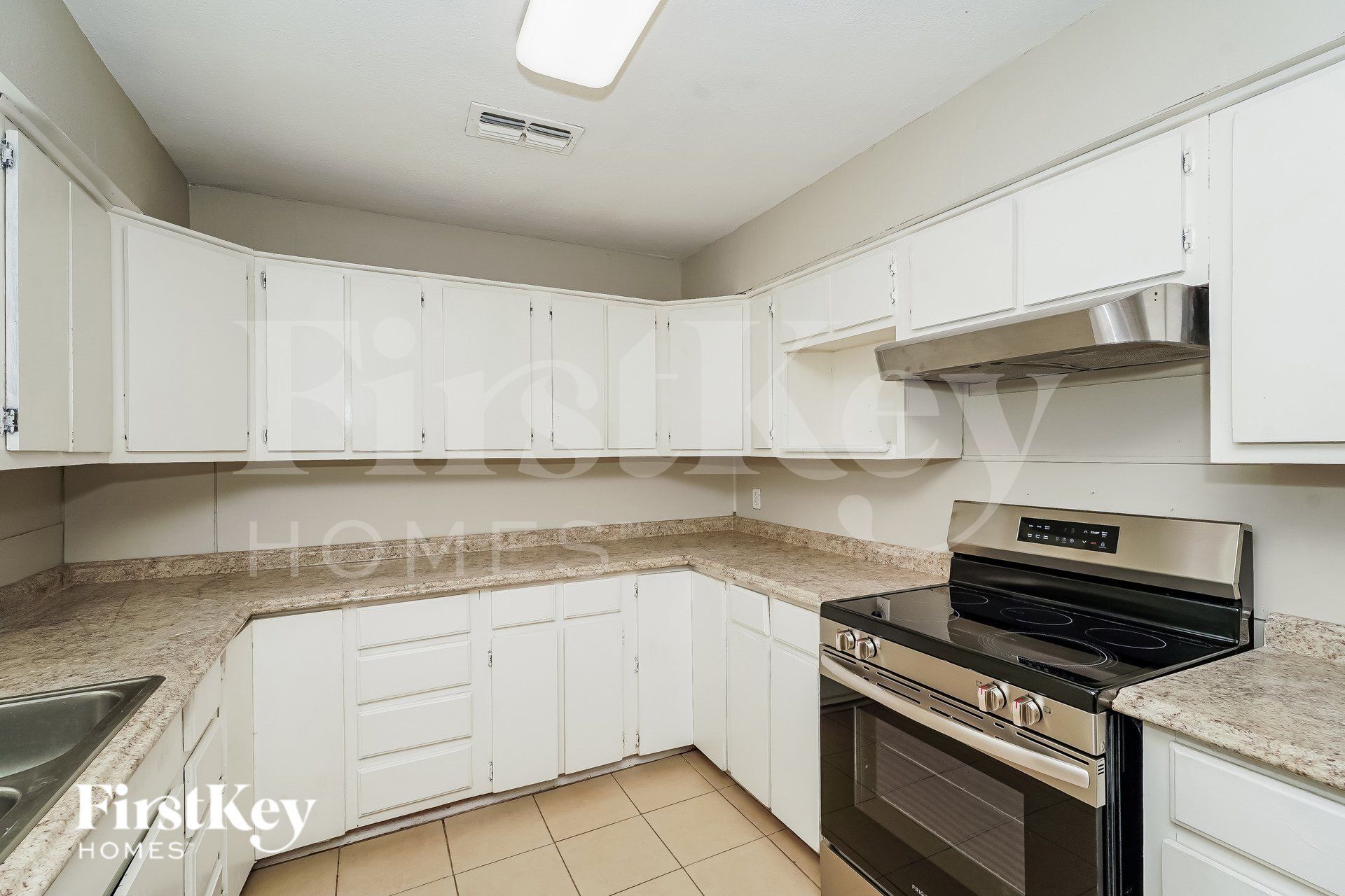 Building Photo - 6104 Skylark Ln