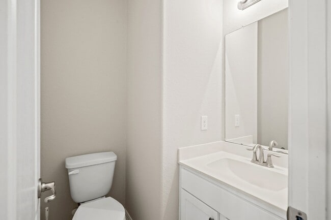 Building Photo - 135 San Bernard Dr