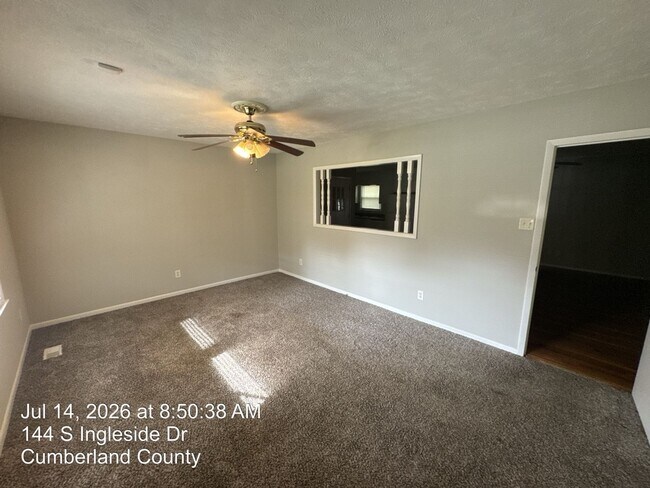 Building Photo - 144 S Ingleside Dr