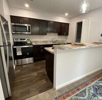 Building Photo - Greenview Terrace