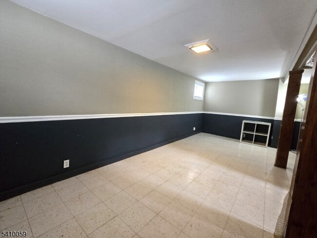 Building Photo - 48 Freeman Pl