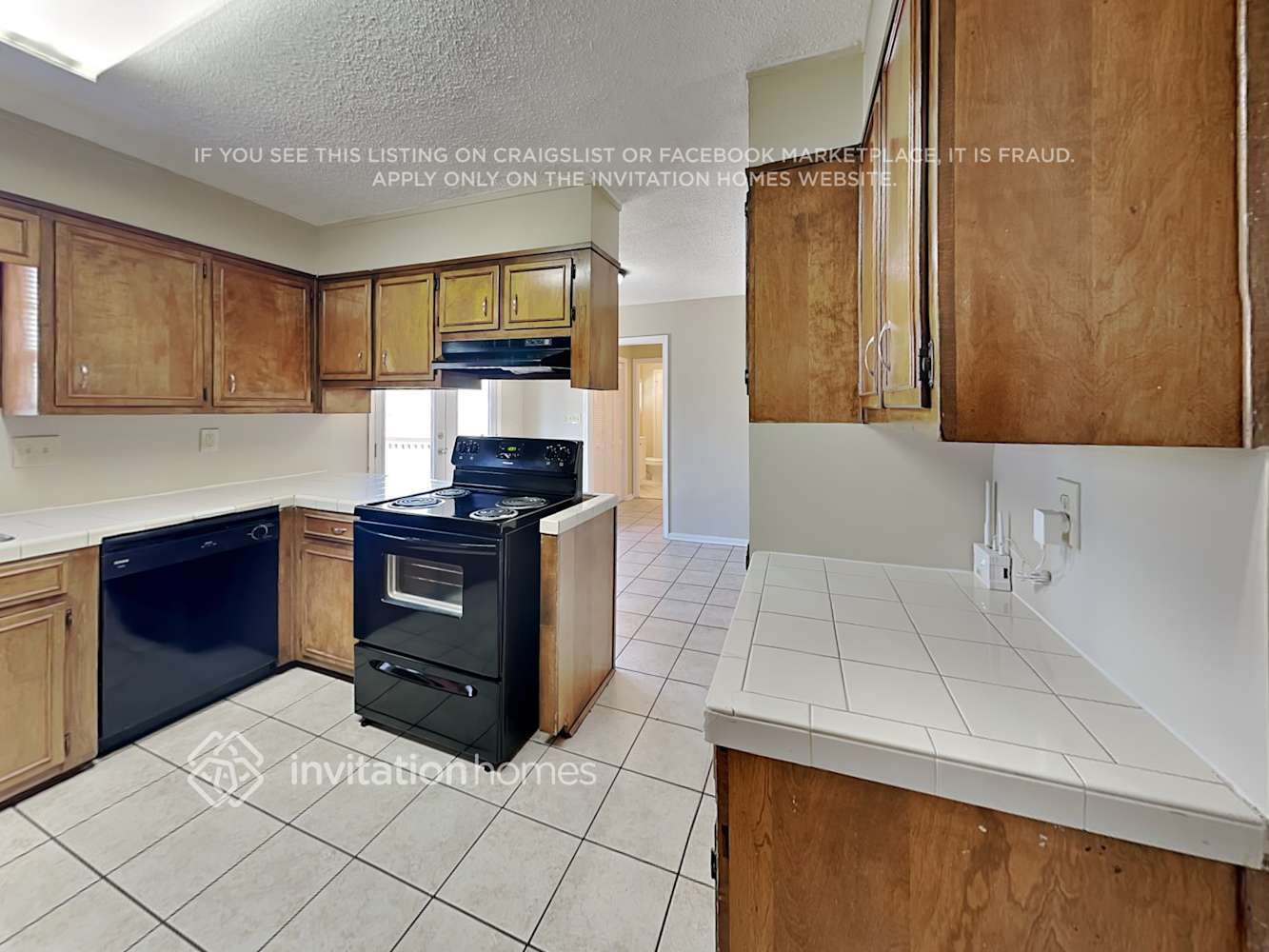 Building Photo - 6297 Queens Ct