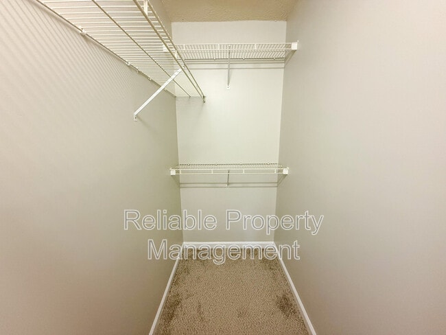 Building Photo - 353 S Moore St