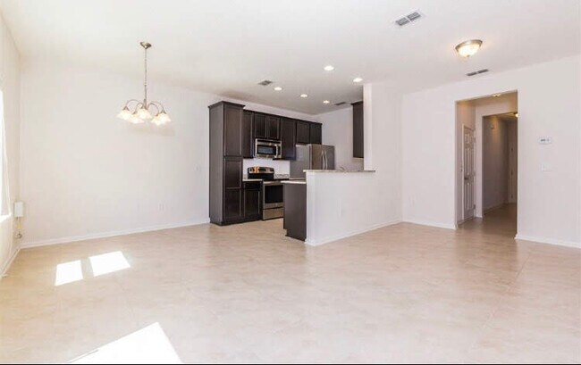 Building Photo - 126 Moultrie Village Ln