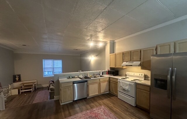 Unit 5 Kitchen - The Lofts on 5th