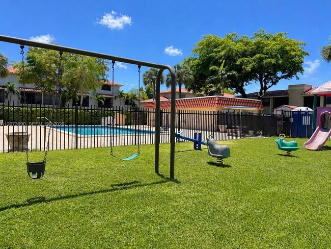 Building Photo - 9730 Hammocks Blvd