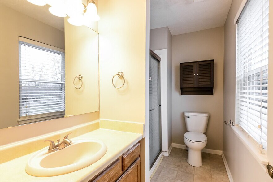 Building Photo - 9124 Lansburgh Ct