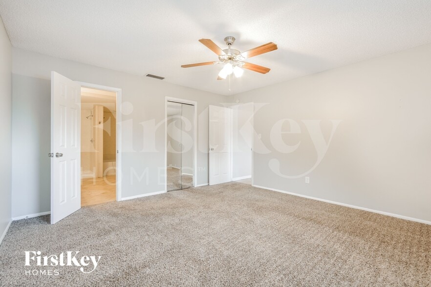 Building Photo - 7039 Pecan Ct