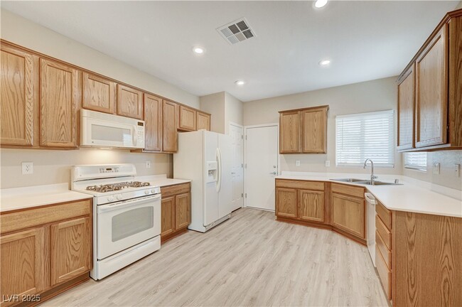 Building Photo - 3509 Herring Gull Ln
