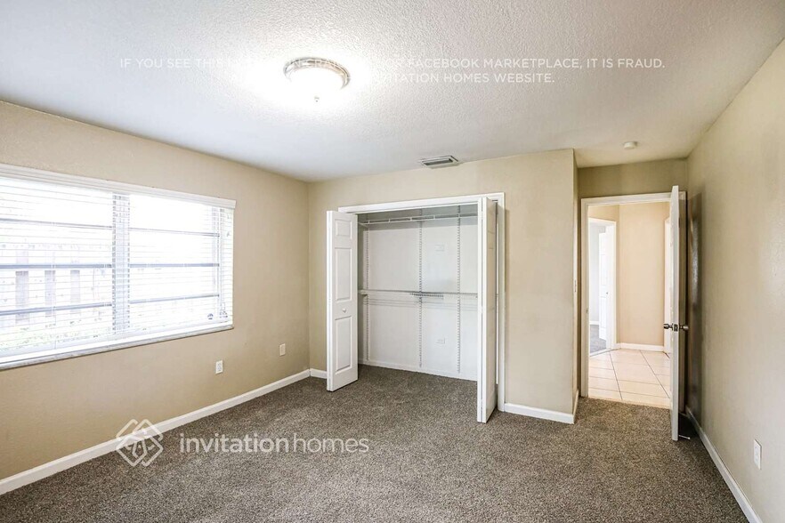 Building Photo - 16620 SW 93rd Ave