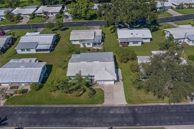 Building Photo - 9262 140th Ln