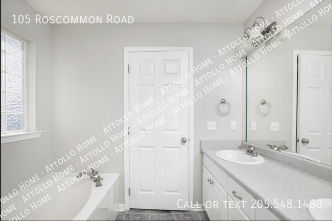 Building Photo - 105 Roscommon Rd