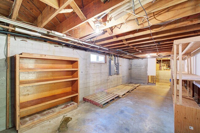 Building Photo - 3bd/2ba Issaquah House