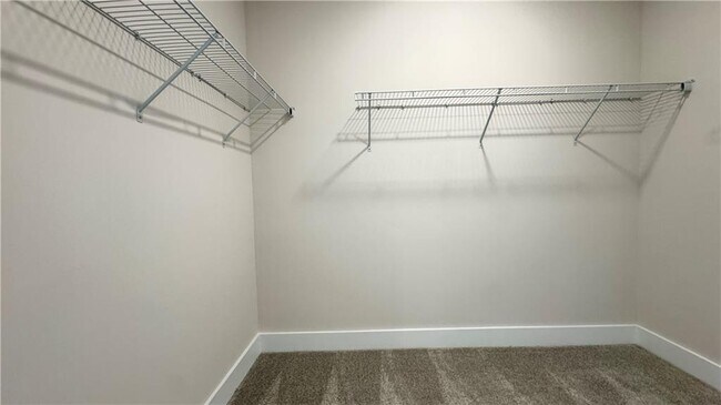 Building Photo - 2694 Evers Dr NE