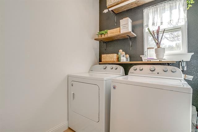 Building Photo - 2217 Forest Hill Ln