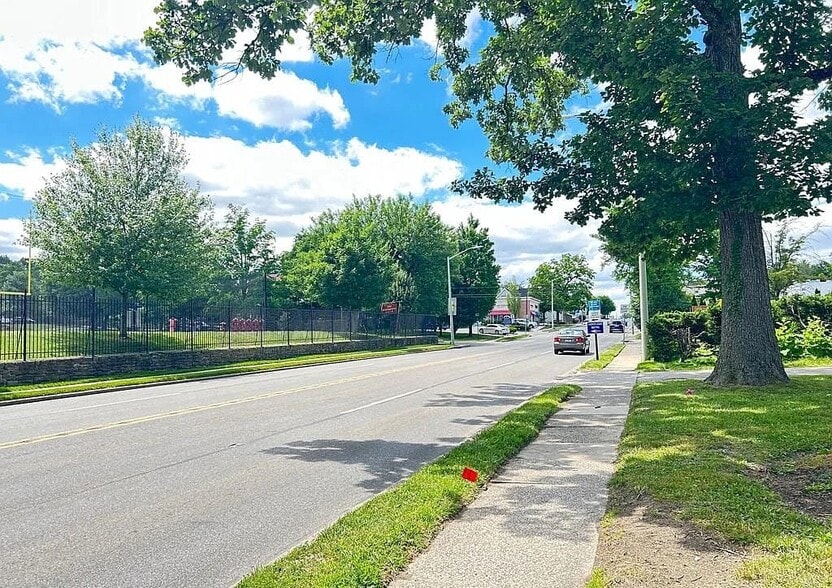 Located on a tree-lined street with sidewalks and convenient access to local shops, dining, parks, a - 453 Lancaster Ave