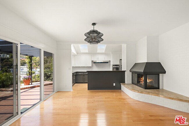 Building Photo - 117 Ocean Way