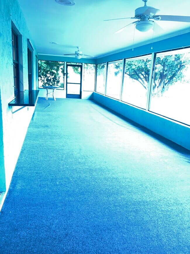 Lanai - 34 NE Acacia Trl