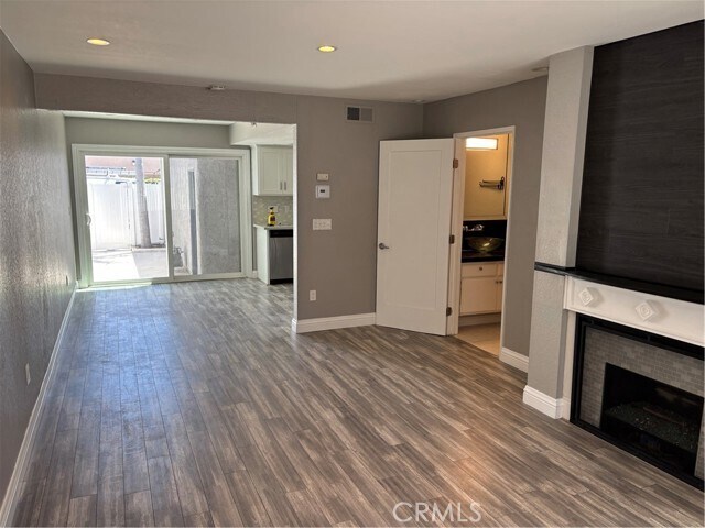 Building Photo - 4681 Twintree Dr