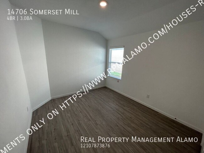 Building Photo - 14706 Somerset Ml