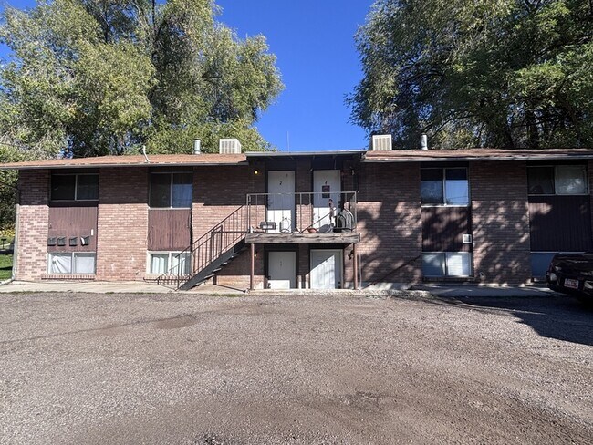 Building Photo - 325 W 100 S