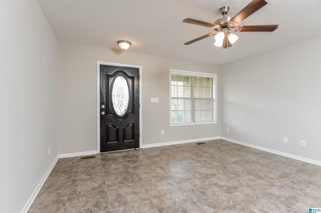 Building Photo - 650650 Starlite Dr