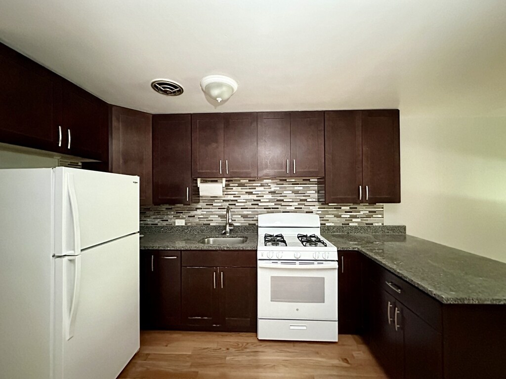 Building Photo - 8500 Waukegan Rd