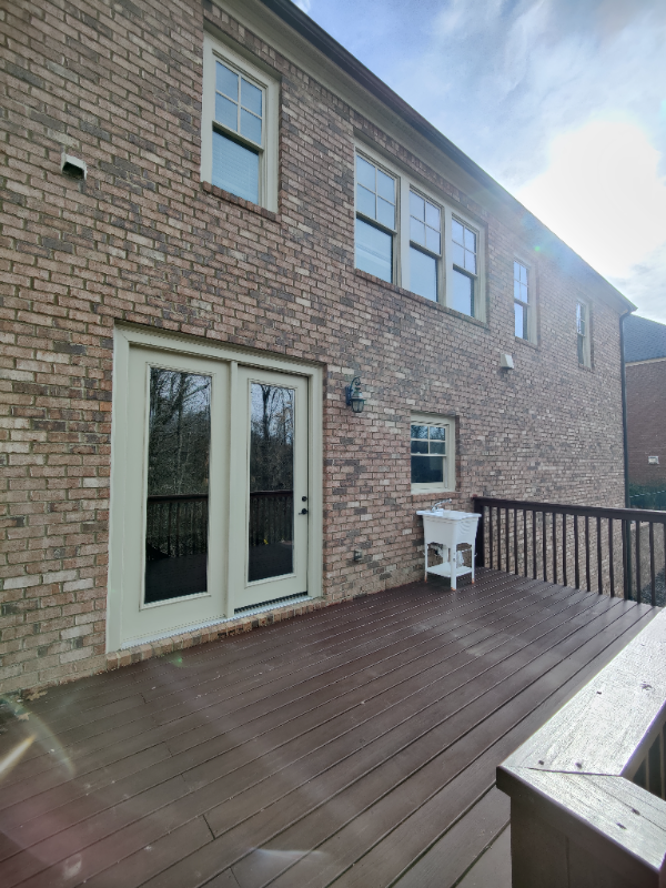 Building Photo - 1650 Bramble Bush Way