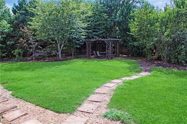 Building Photo - 1307 Clarecastle Ln