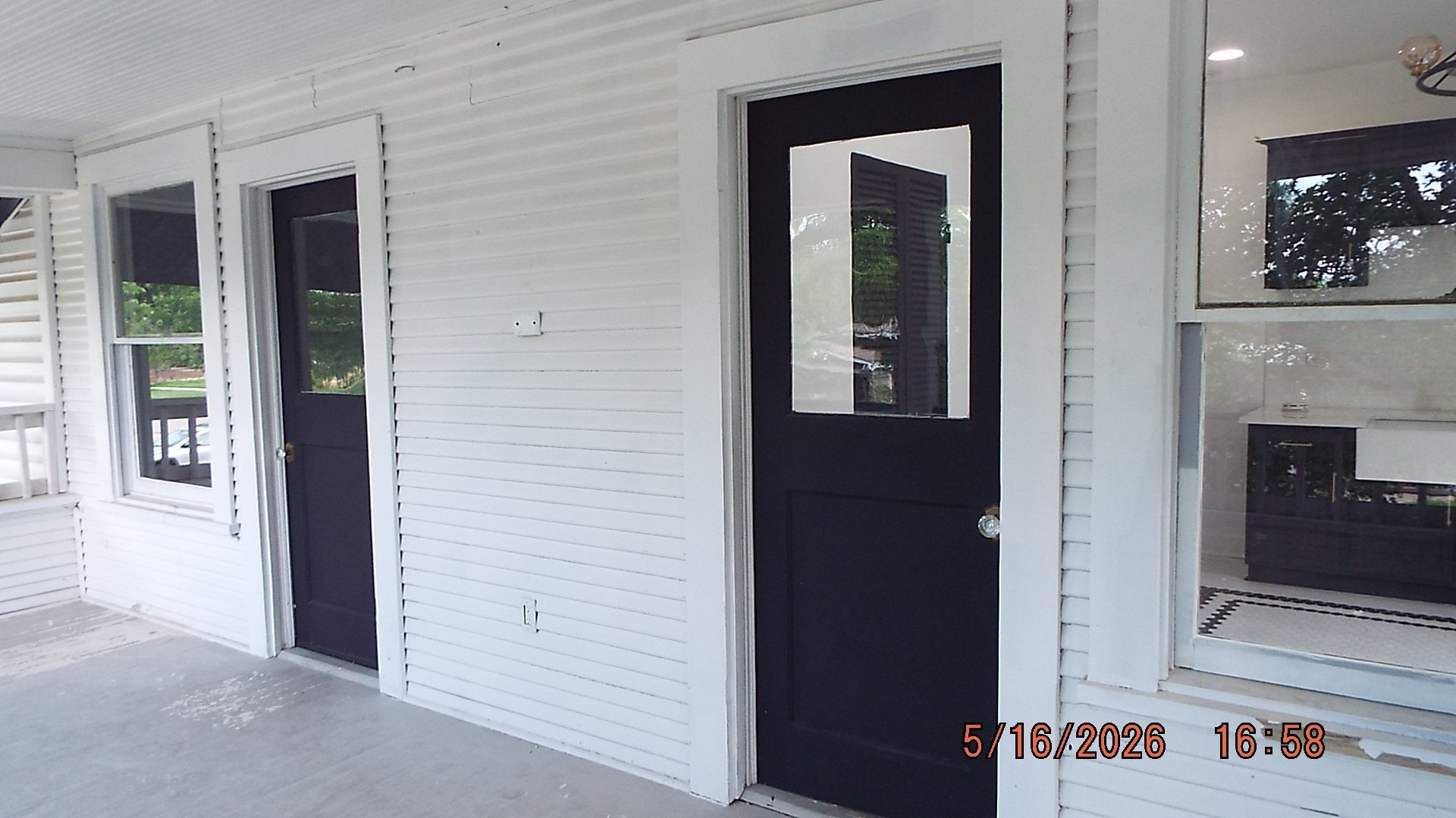 Building Photo - 940 W Mulberry Ave