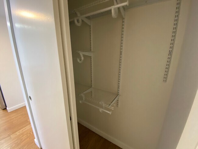 Building Photo - 75-25 153rd St