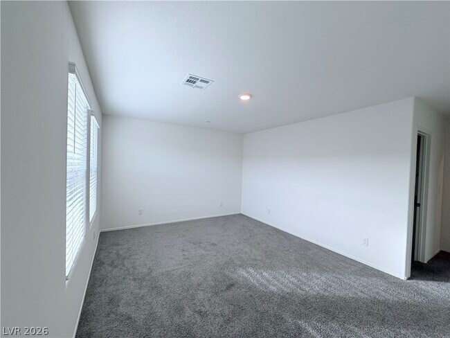 Building Photo - 9332 Serene Hbr St